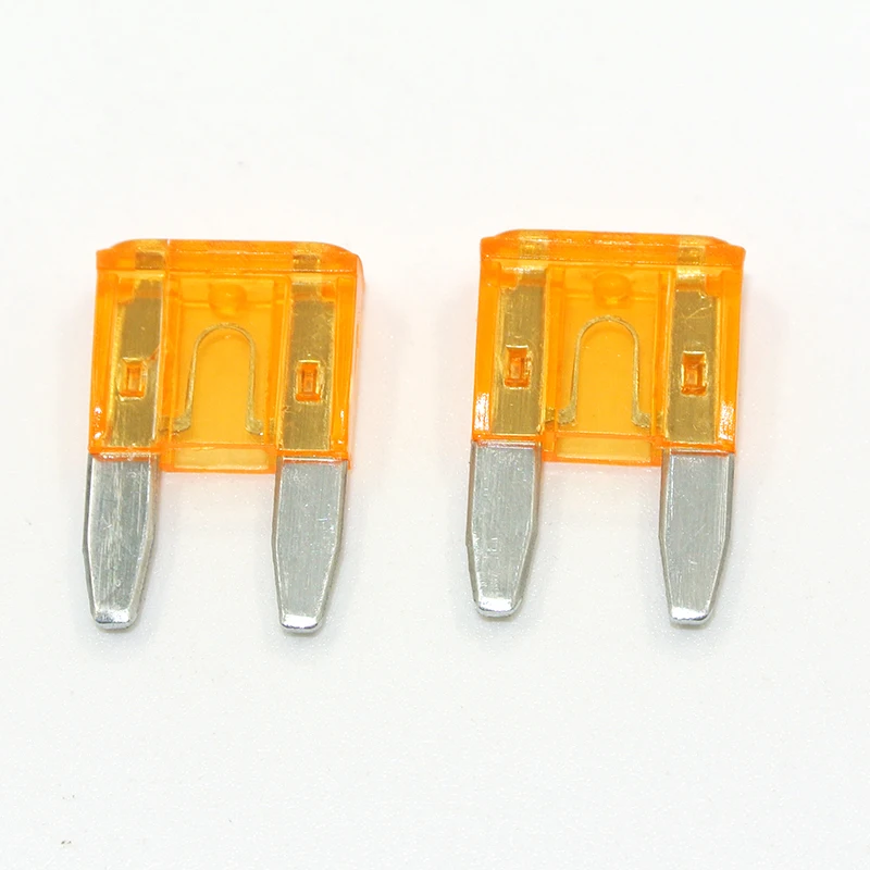 110pcs Car Auto Assorted Car Truck Mini Fuse Box Assortment 1A 2A 3A 5A 7.5A 10A 15A 20A 25A 30A 40A
