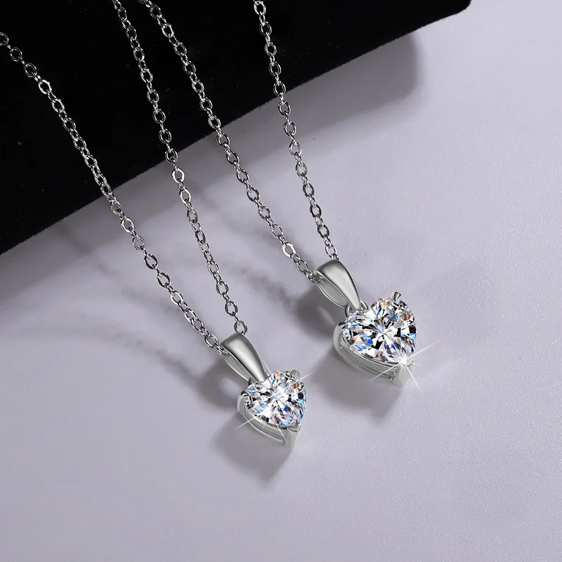Trumium 1ct D Color VVS Heart Moissanite Necklace for Women 925 Sterling Silver Love Pendant Wedding Fine Jewelry Gift for Her