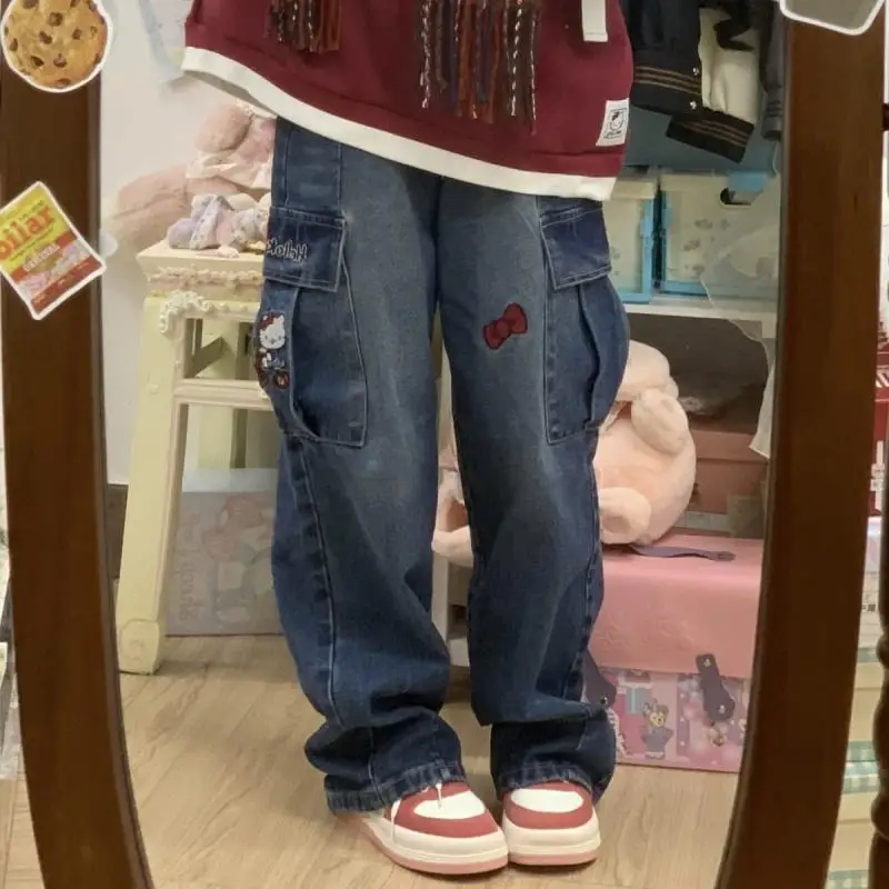 

Джинсы с вышивкой Hello Kitty Kawaii Sanrio, свободные прямые штаны с большими карманами для студентов, милые Мультяшные Игрушки для девочек в подарок