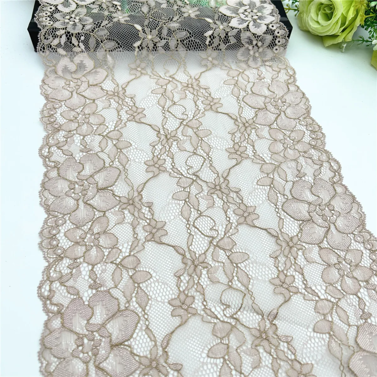 3y/lot Width 24cm Light Pink With Gold Elastic Stretch Lace Trim 2