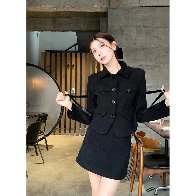 

UNXX 2023 Autumn Winter New Women's Plush Thickened Polo Neck Short Sleeve Blazer Jacket High Waist Pleated Skirt Two Piece Set