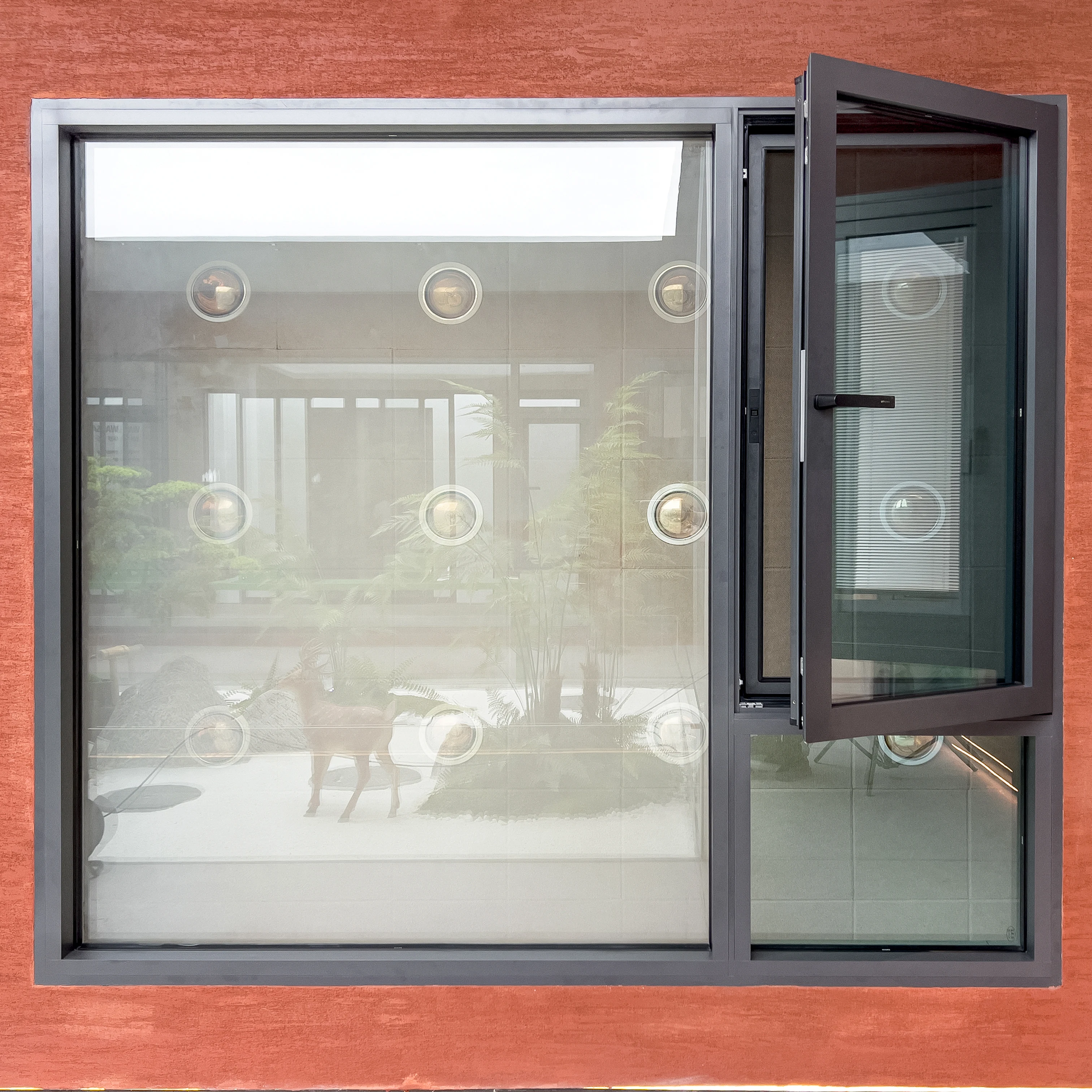 ISUMER Windows Aluminum Alloy 3.0 Frame Clear Glass Window Factory Modern Design Thermal Break Aluminum Profile Casement Windows