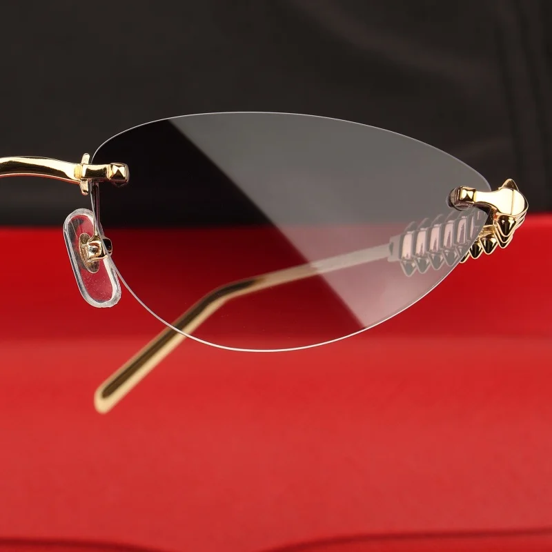 ���ο� ���� ���� �ݼ� ���۶� �귣�� Desinger ��Ư�� ������ �� �Ȱ� ���� ���� ���� �¾� �Ȱ濡 ���� ���� �ﰢ��