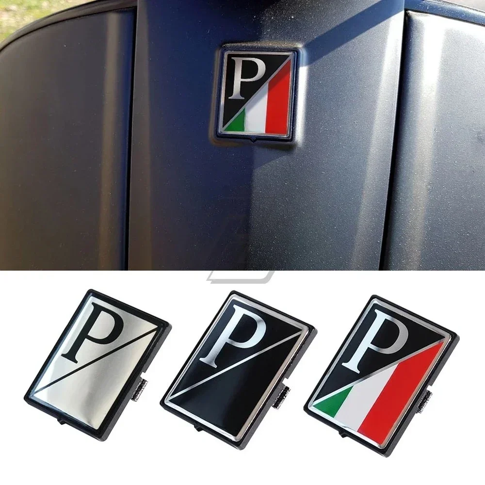 GL Clip-In Horncast Hex Badge For Vespa T5 – Genuine Piaggio Style Logo