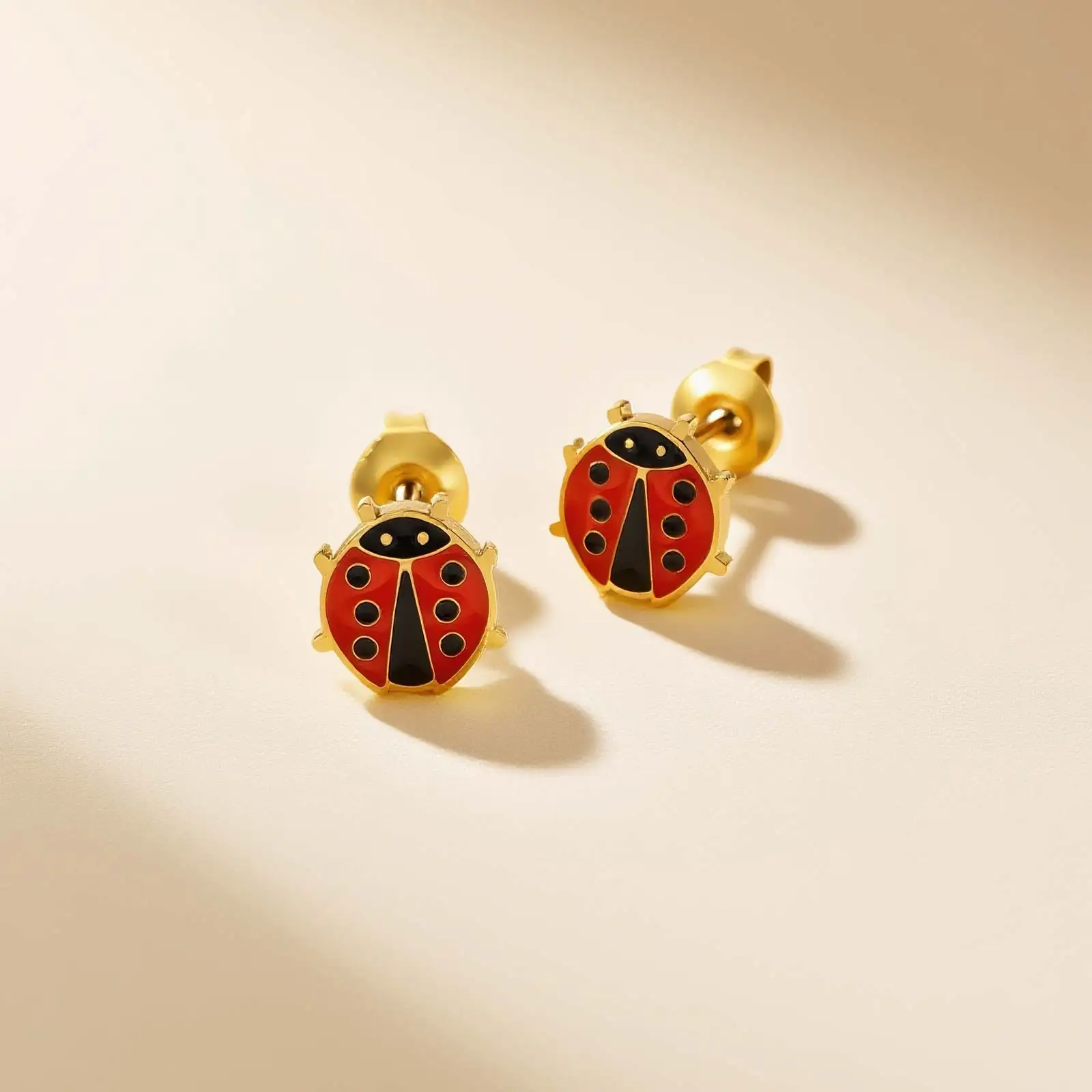 Niedliche Regenbogen-Einhorn-Ohrstecker für Frauen und Mädchen, Insektenkäfer-Ohrringe aus Edelstahl, Charms, Schmuck, Accessoires, Geschenk – Detail 5