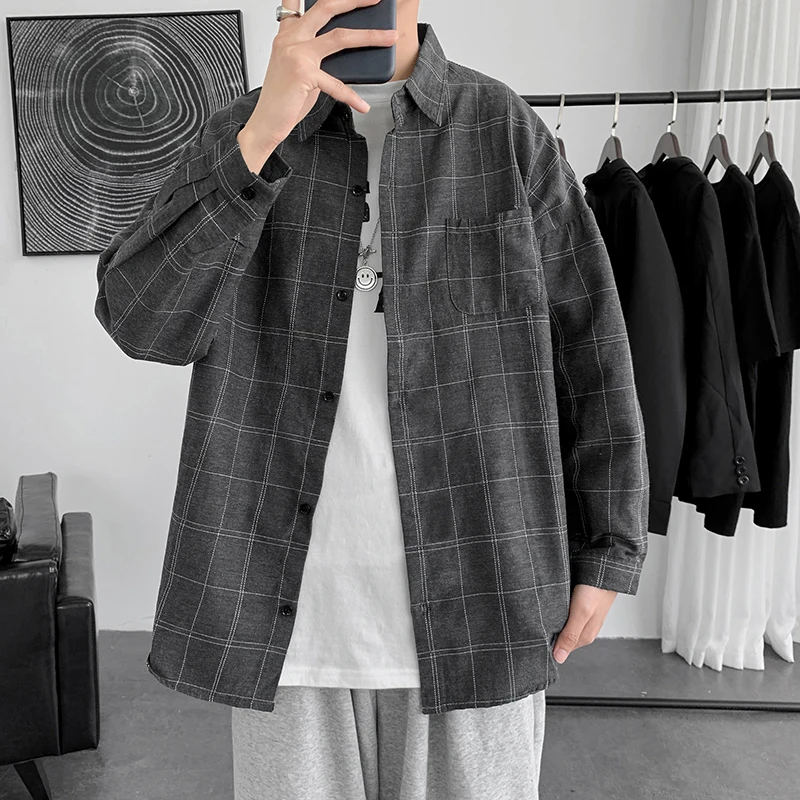 

2023 Button Up Shirts Men Japanese Fashion Vintage Plaid Trendy Casual Korean Style Loose All-match Blouse Washed Office P118