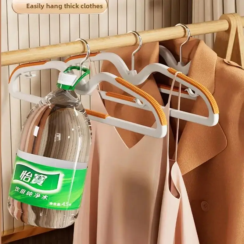 Short Neck Non Slip Plastic Hanger Image 3