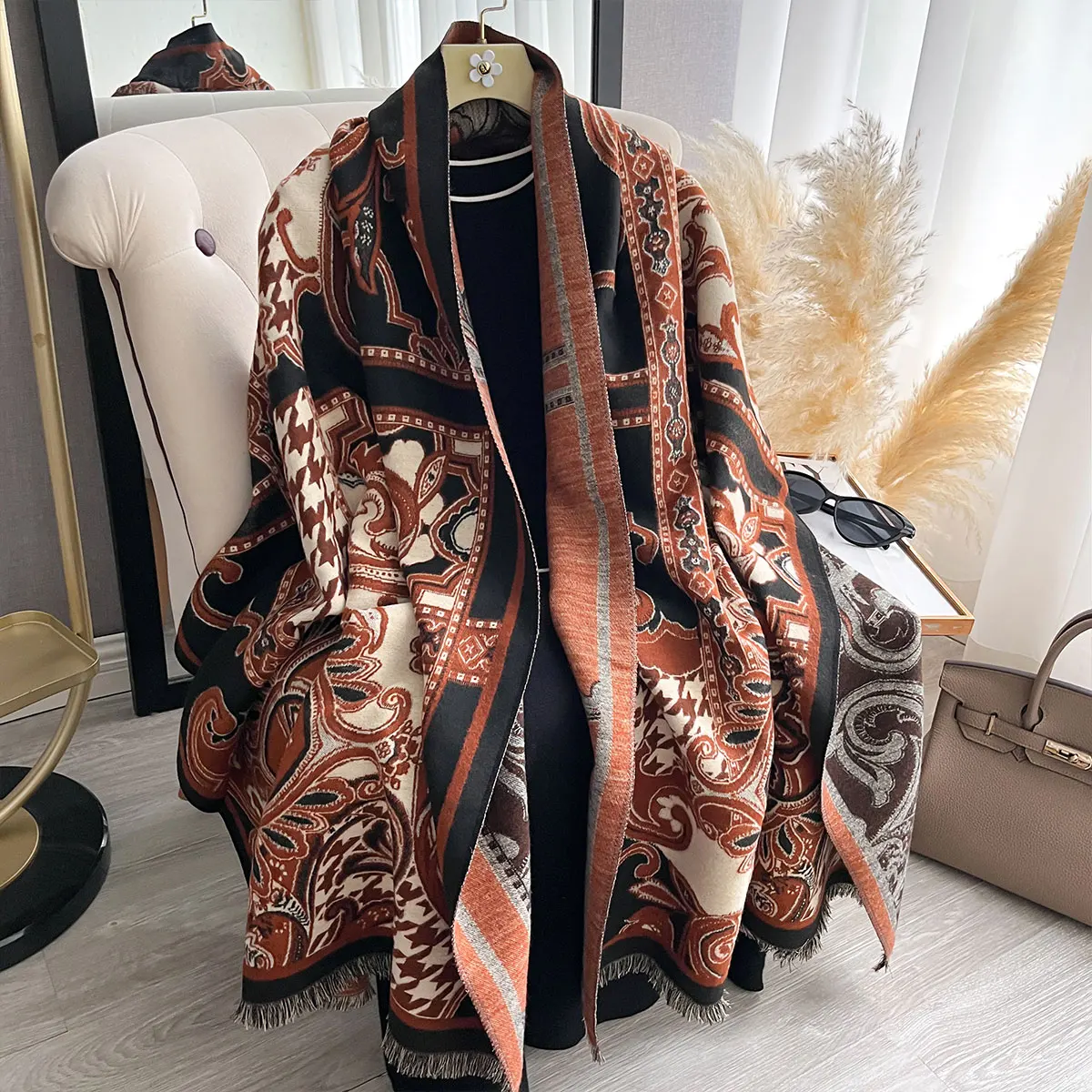 New Women Brand National Style Scarf Luxury Autumn Winter Warm Shawls Jacquard Scarve Pashmina Mujer Femme Foulard Bufanda 2025