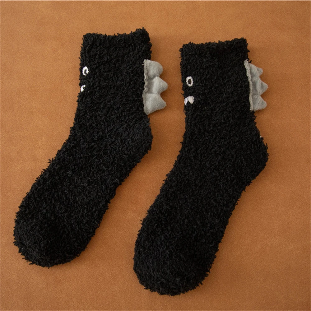 Neue Lustige 3D Kleine Dinosaurier Nette Monster Korallen Samt Socken Weihnachten Geschenk Warme Winter Thicking Boden Bett Schlafen Sokken Dropship – Detail 31