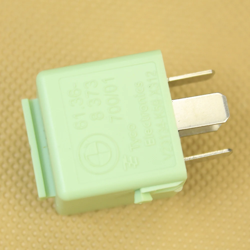 Fuel Pump Multi Purpose Relay Fuse 61368373700 12631735424 For BMW 