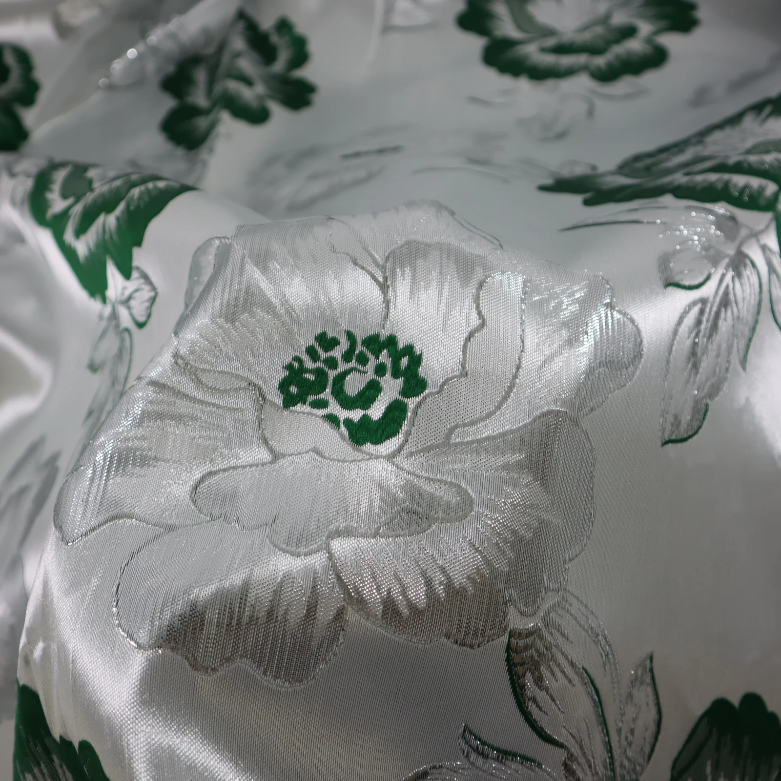 2022 Latest French Brocade Gliding Lace Fabric High Quality African 5 Yards Jacquard Embroidery Lace For Wedding Evening  Dress