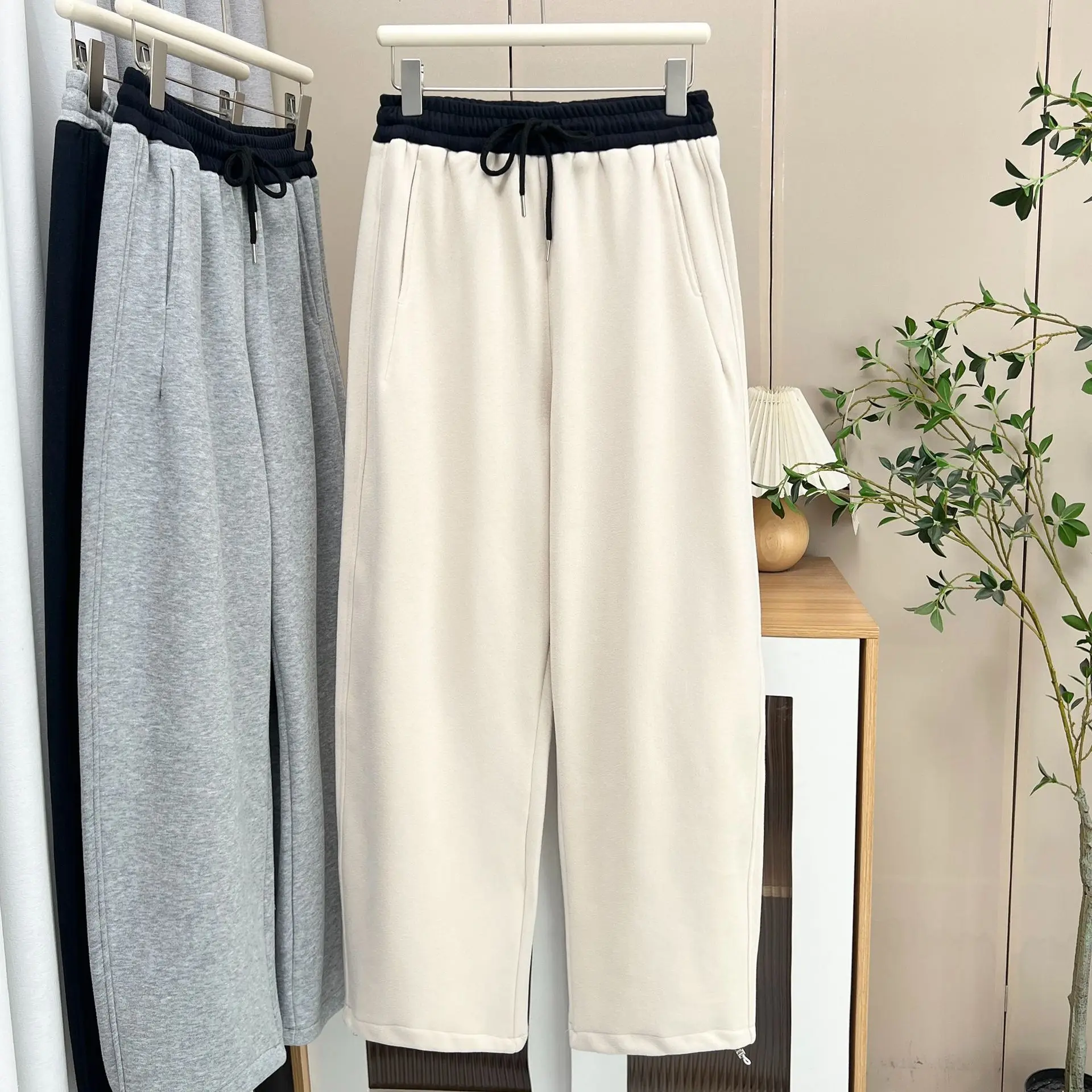 XXXXL Fashion Plus Size Women's Harem Pants New Autumn And Winter Casual And Versatile Thickened Fleece Curved Trousers 2582