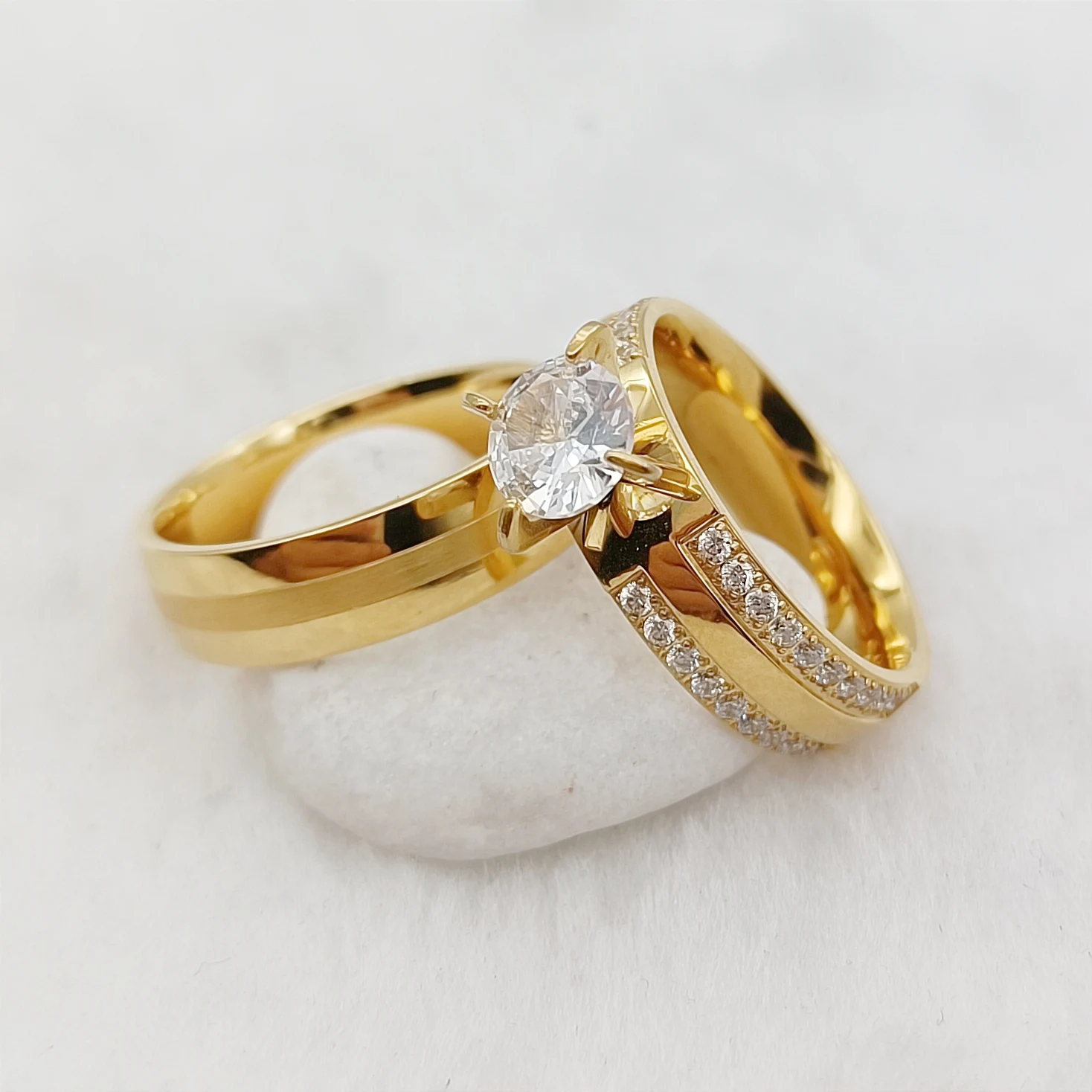 

His and Hers Matching Wedding Engagement Rings Bridal Sets Couples 24k Gold Plated Jewery cz Diamond Ring