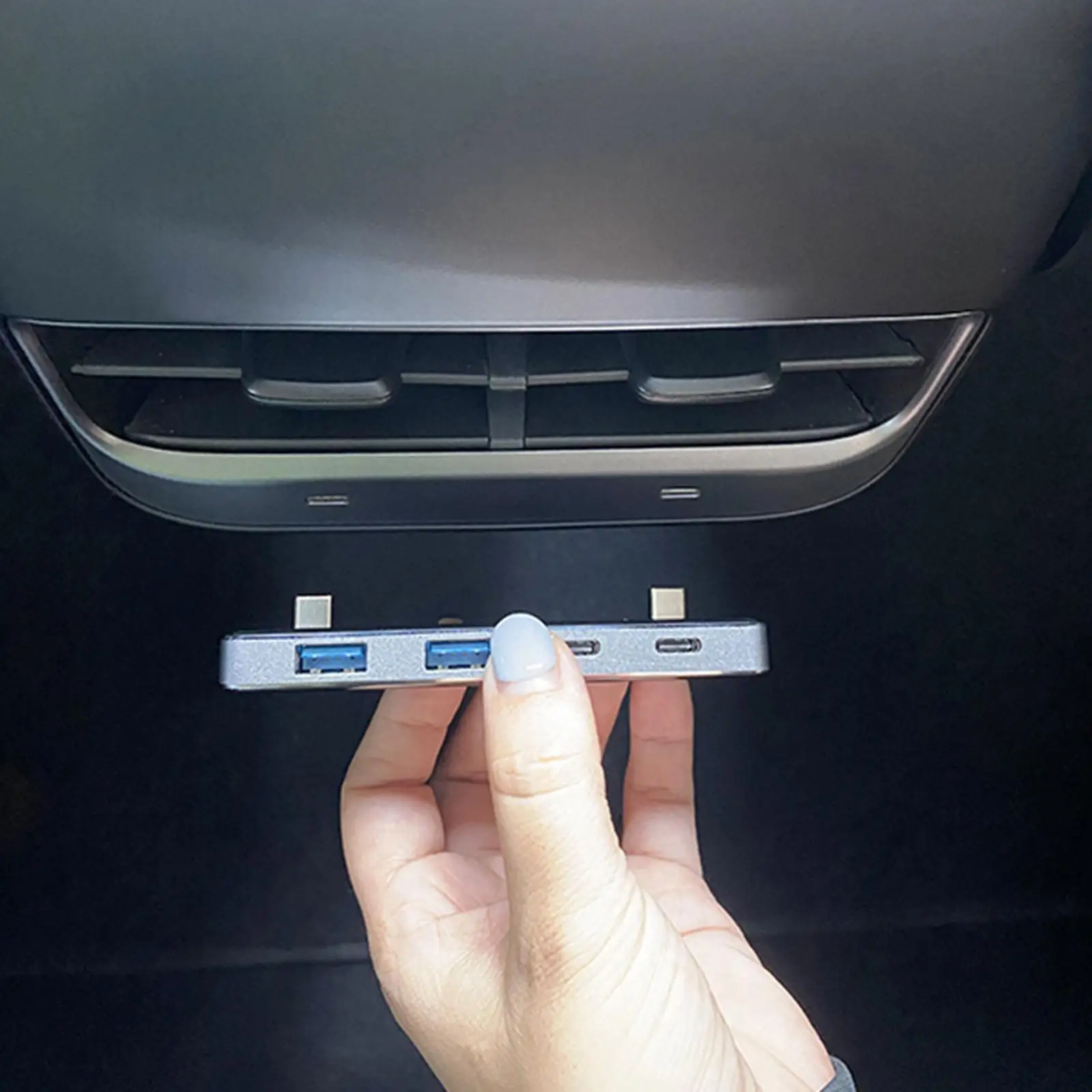 

Car USB Extender 4 Port Usb-C for Y 2021 USB Hub