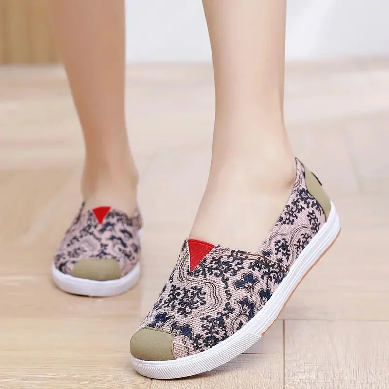 

Туфли женские с круглым носком, лоферы на плоской подошве, классические красные удобные, синие, в клетку, без застежки, цветочный узор, H1197