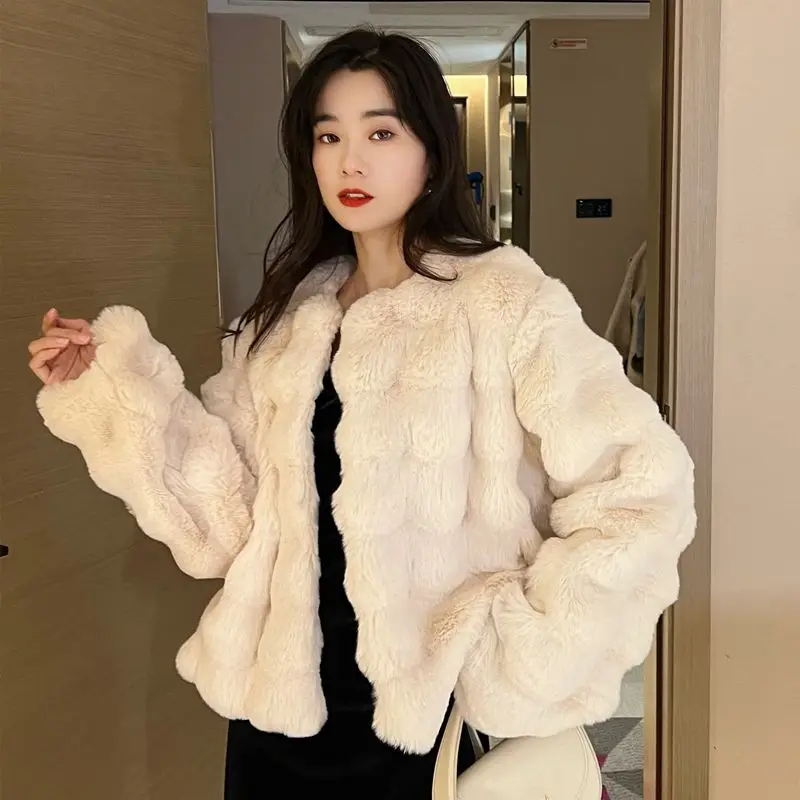Environmentally Friendly White Coat Short Style Socialite Temperament Plush Round Neck High-end Top Imitation Rabbit Jackets
