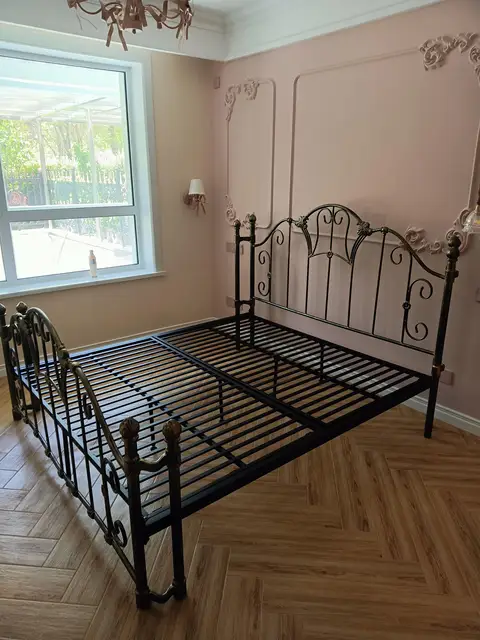 Bedroom furniture modern simple high grade european iron frame white bed