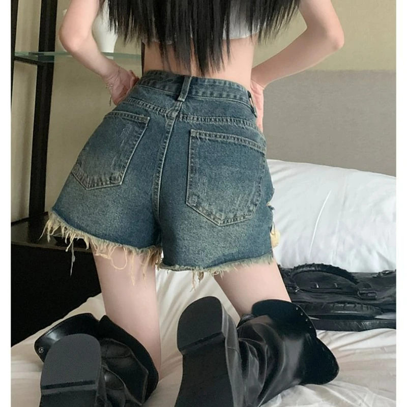 Retro Denim Shorts Female Niche Design Summer Hot Pants High Waisted Slimming Perforated Wide Leg A-line Pants