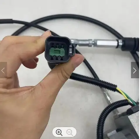 Excavator spare parts R160LC-7 R180LC-7 R210LC-7 throttle motor 21EN-32220 Governor motor For Hyundai Accelerator actuator step