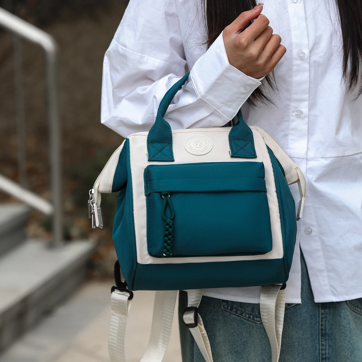 Fashionable Commuter Crossbody Bag Mobile Phone Bag Lightweight Multi-Functional Chest Bag Large Capacity Wear-Resistant Waterproof Shoulder Bag Multi-Functional Backpack