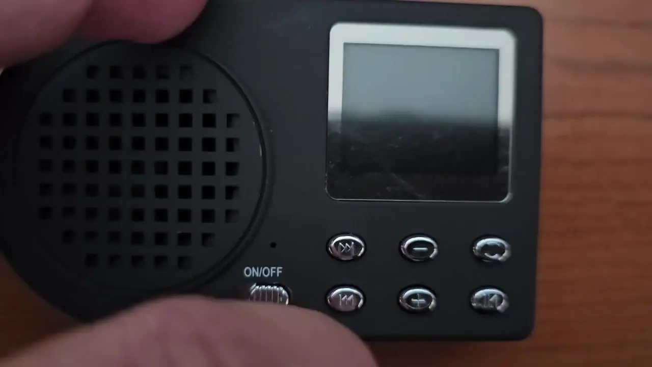 Hoparlör Arayan Amplifikatörlü Dış Mekan Ses Yemi Kontrol Yok