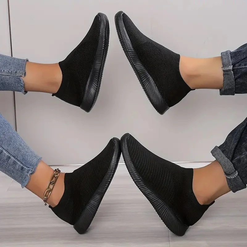 أحذية رياضية نسائية بلون سادة قابلة للتنفس، أحذية خارجية منسوجة قابلة للتنفس، أحذية ركض خفيفة الوزن ومنخفضة الأعلى