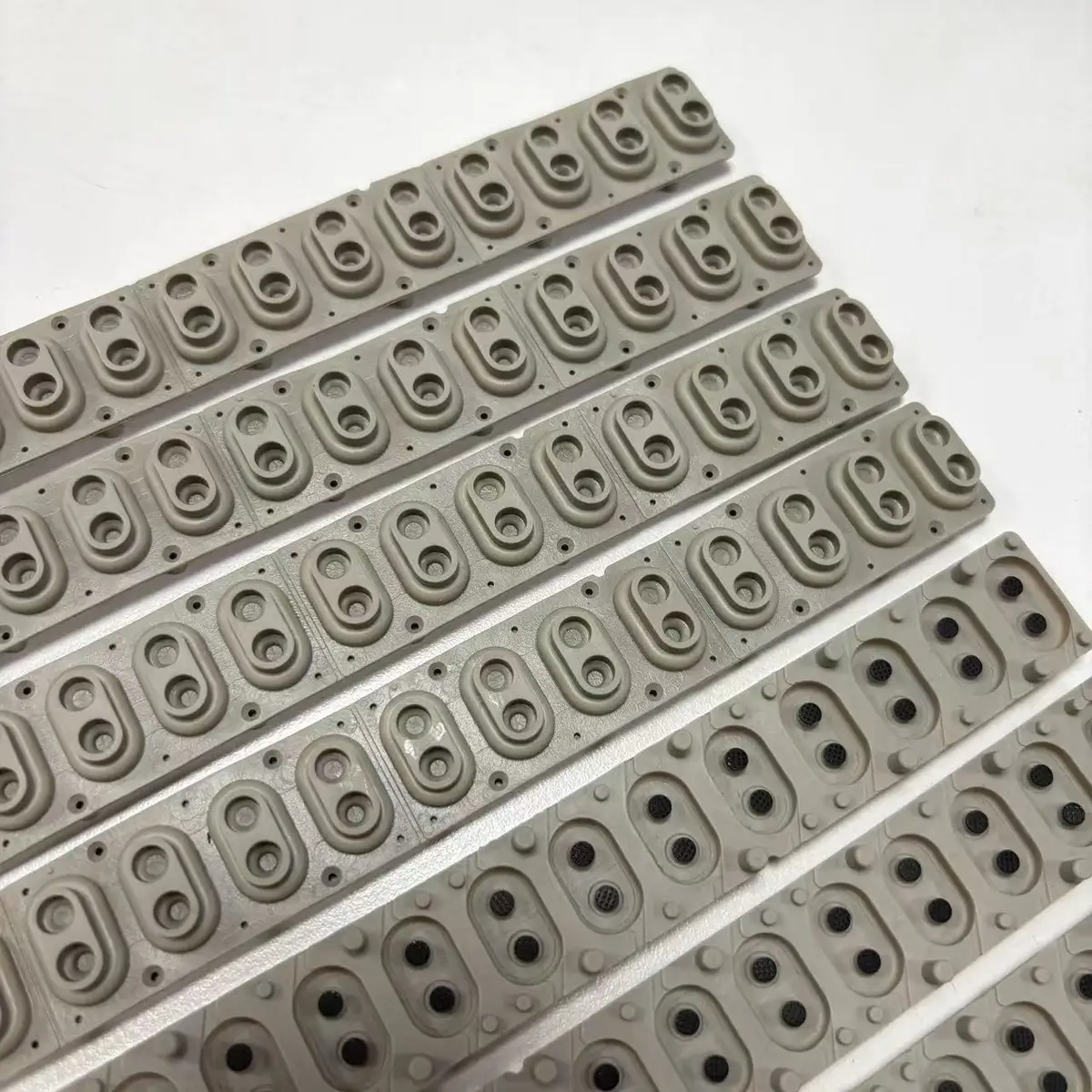 7PCS Rubber Strips For Roland EP9 JV JX JW50 VA7 A37 AX7 EP G70 D50 S-50 D10 D20 E-86 AX1 AX7 Korg SD1 X5 X5D N264 IS40 IS50 — view 2