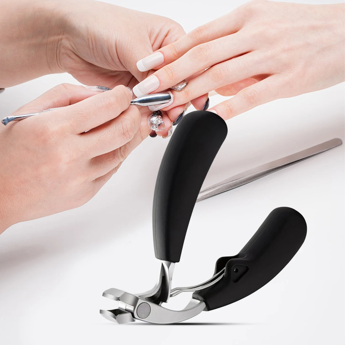1Pcs Curved nail clippers with large opening three times anti-splash storage Nail clippers for the elderly thick toenails