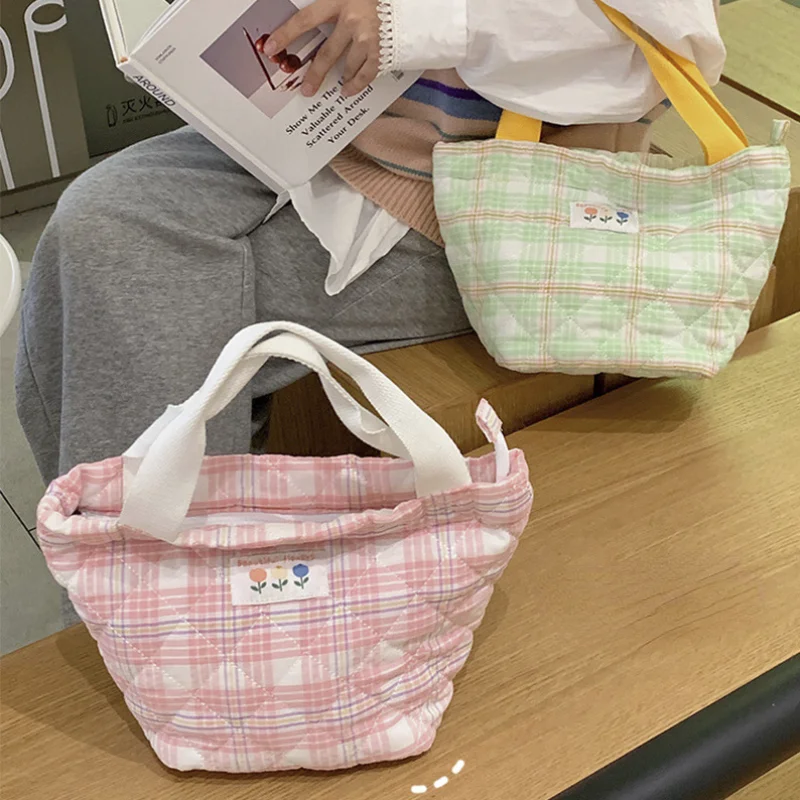Plaid Insulated Lunch Tote for Stylish Meal Portability