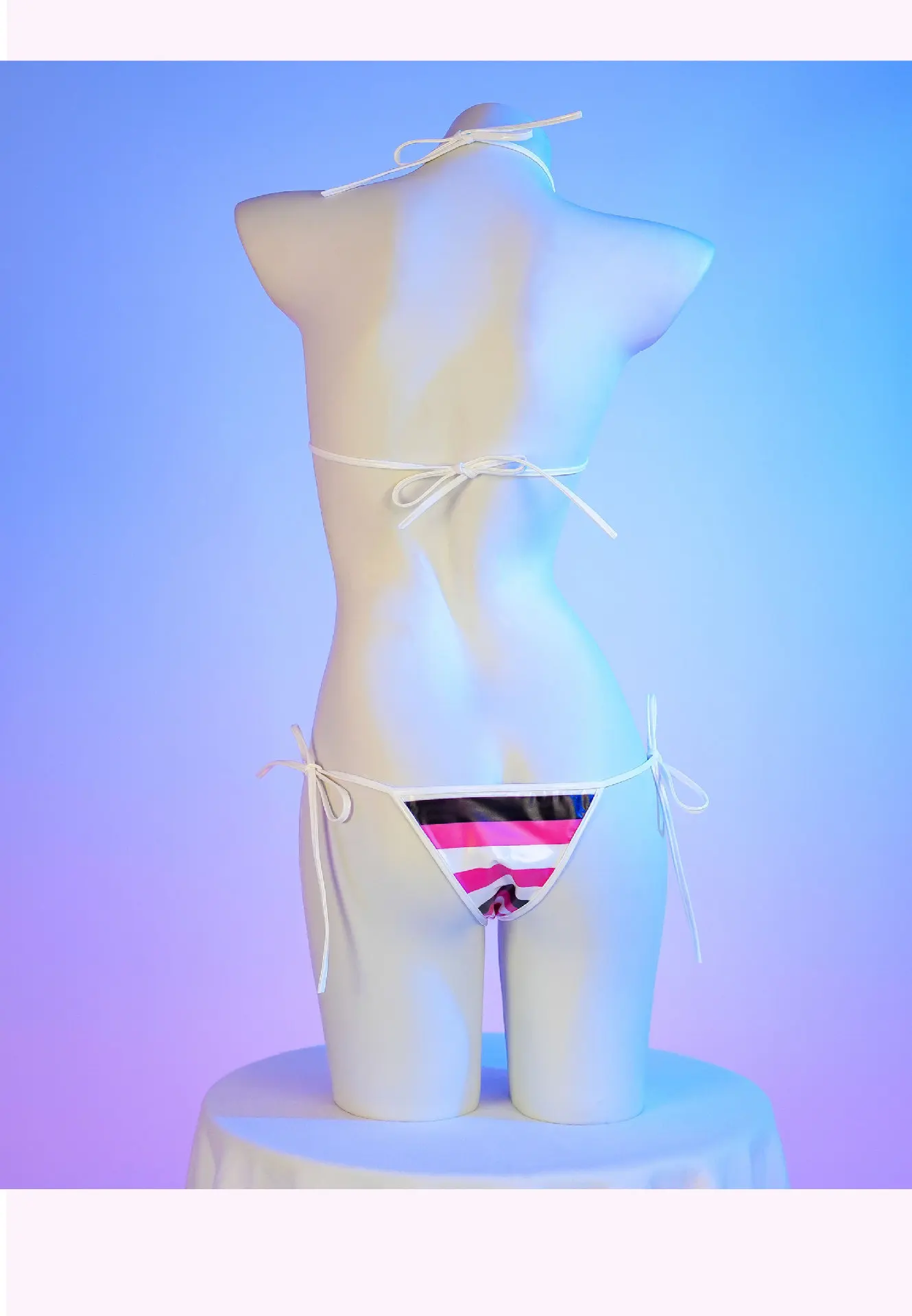 Leather bikini set with stripe print - Material detail