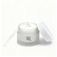 South Korean Skin Care Product Face Cream Is Mild Non Irritating Its Texture Is Moist and Absorbed Quickly Without Being Sticky