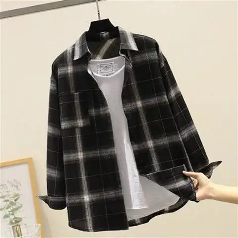 thumbnail image 1 of Camisas y blusas de manga larga para hombre, elegantes, de algodón, a cuadros, para hombre, estilo coreano, novedad en ropa de primavera hipster, 1 of 5