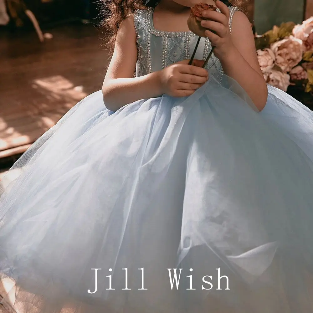 Рисунок 5 - Элегантное голубое мини-платье Jill Wish
