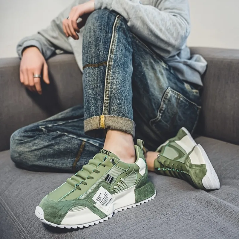 حذاء رياضي رجالي جلد شبكي