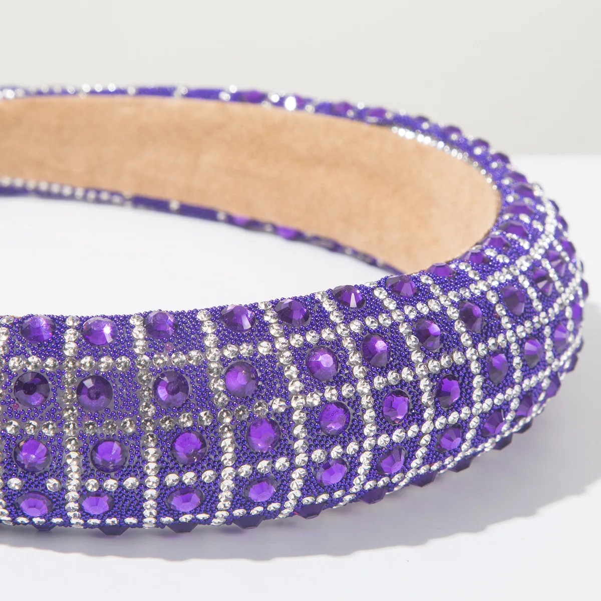 Neues europäisches Mode-Haarband mit glänzenden Strasssteinen für Damen, breites Haarband, luxuriöses, elegantes Party- und Abschlussball-Haaraccessoire – Detail 24