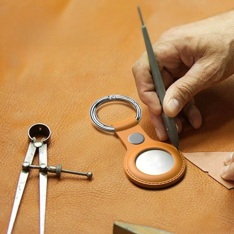 Elegant PU Leather Waterproof Keyring with Metal Pendant