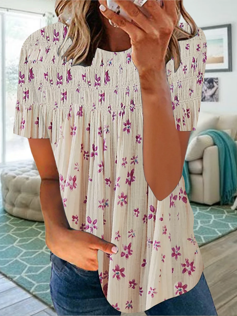 

Plus Size Women Short Sleeve Scoop Neck Floral Printed Graphic Top