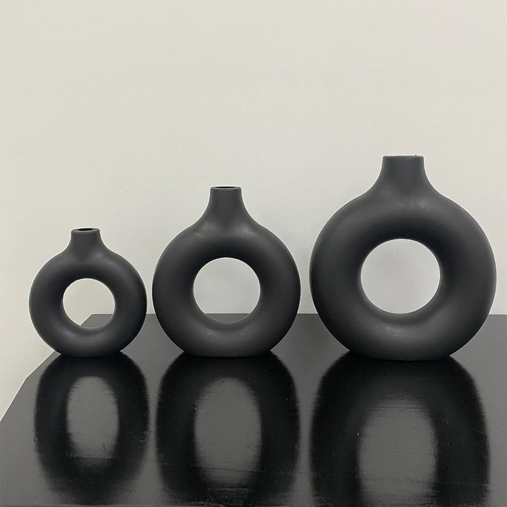 Black Donut Shape Flower Vase Plastic Flat Minimalist Flowerpot Living Room Bedroom Decoration Creative Simple Flower Vase 5