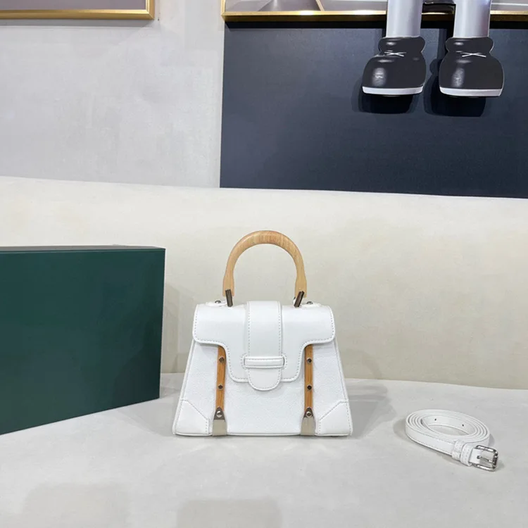 Luxury Brand Women's Shoulder Bag Crossbody Handbag Y2k Retro Wooden Handle Saddle Clutche Fashion Commuting Casual Versatile