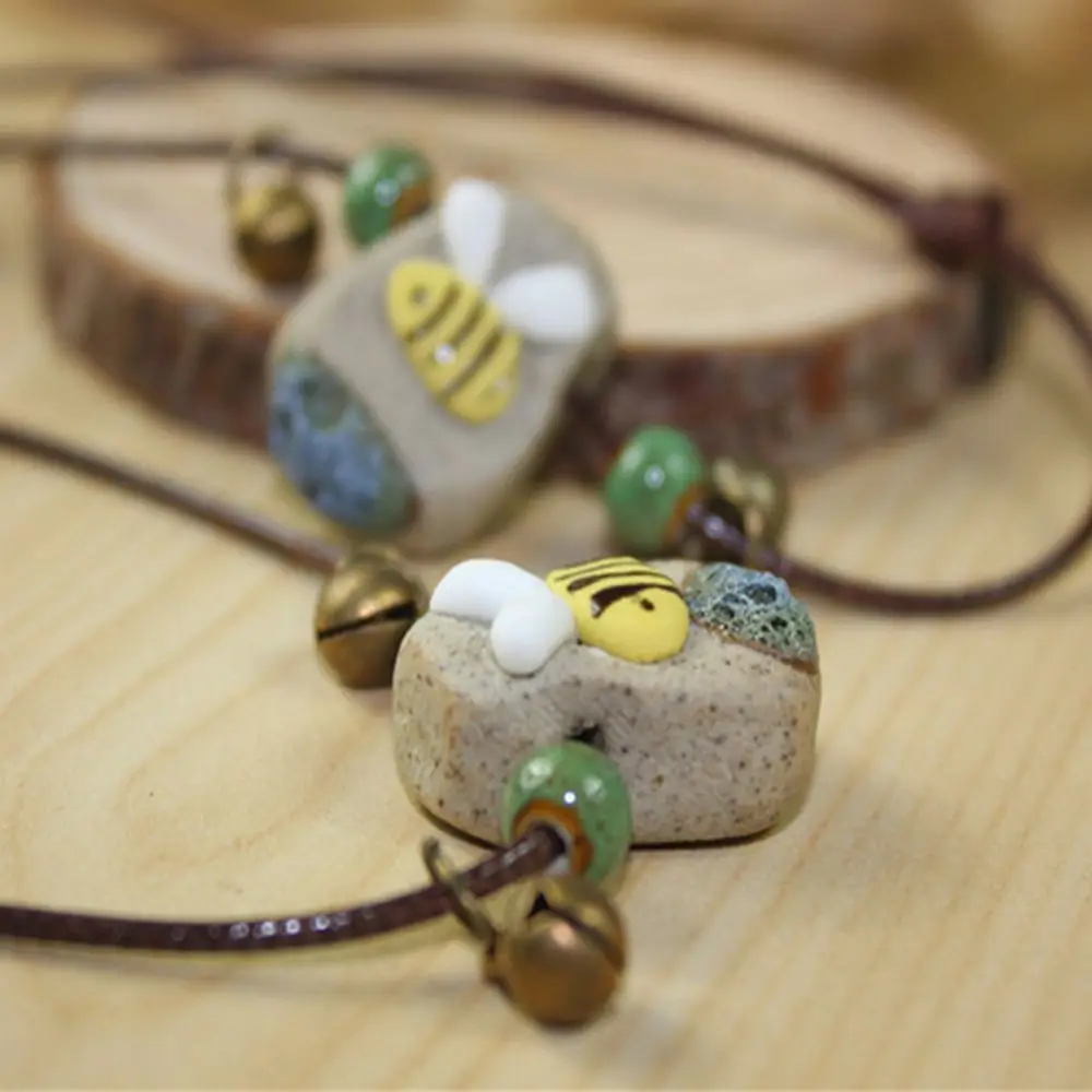 Collana con ciondolo in pietra da donna design ad ape_voghion.com