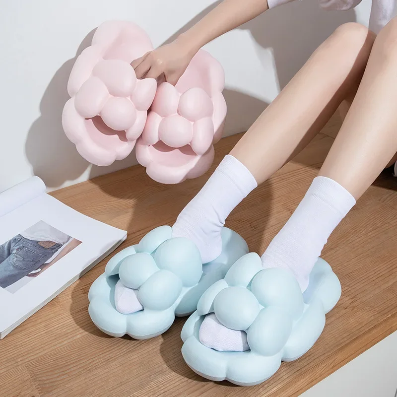 

2023 New Women's Slippers EVA Couple Home Outdoor Slippers Summer Beach Bedroom Shoes Men's Flip Flops Thick Bottom Sandals