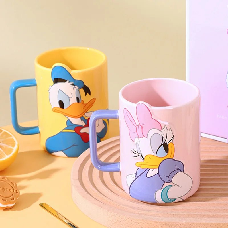 https://ae01.alicdn.com/kf/Sbc2c5351d79a407482f052091101d35eS/Disney-Mickey-Minnie-Mouse-Mug-Cartoon-Cute-Daisy-Milk-Coffee-Mug-with-Spoon-Lid-Kawaii-Tee.jpg