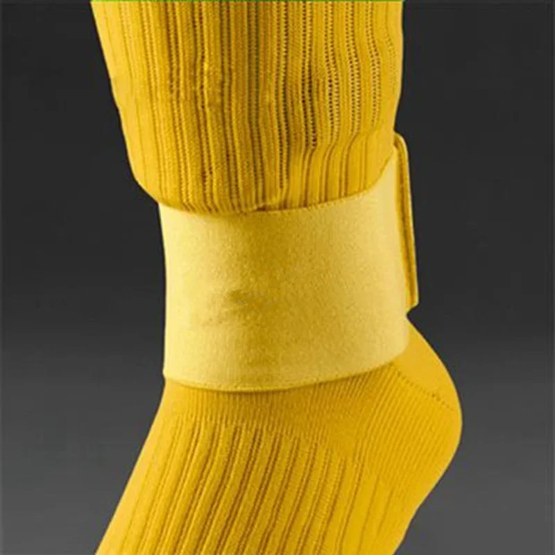 2PC Adjustable Shin Guard Fixed Bandage Tape Soccer Shin Pads Prevent Drop Off Elastic Sports Bandage Safety Legwarmers soccer shin guards shin guard pads