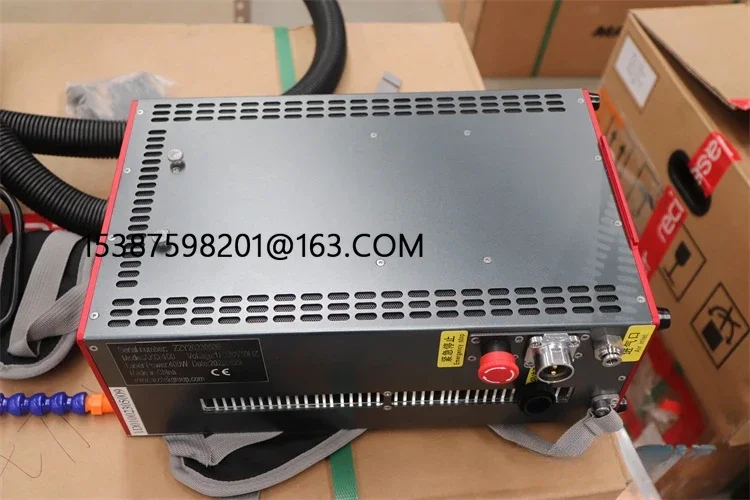 Portable Backpack 100W Rust Oil Removal Pulsed lase Cleaning Machine For Urban Graffiti Wood Metal Stone Brick