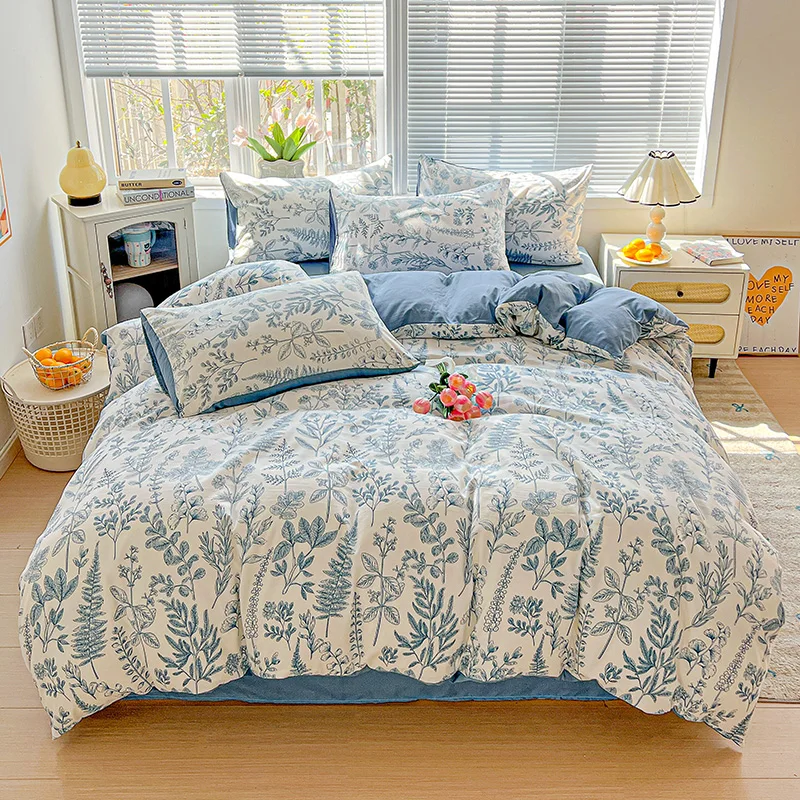 American Pastoral Floral Printed Bedding Set Soft Skin-Friendly Double King Size Duvet Cover Set with Flat Sheet and Pillowcases, view 3