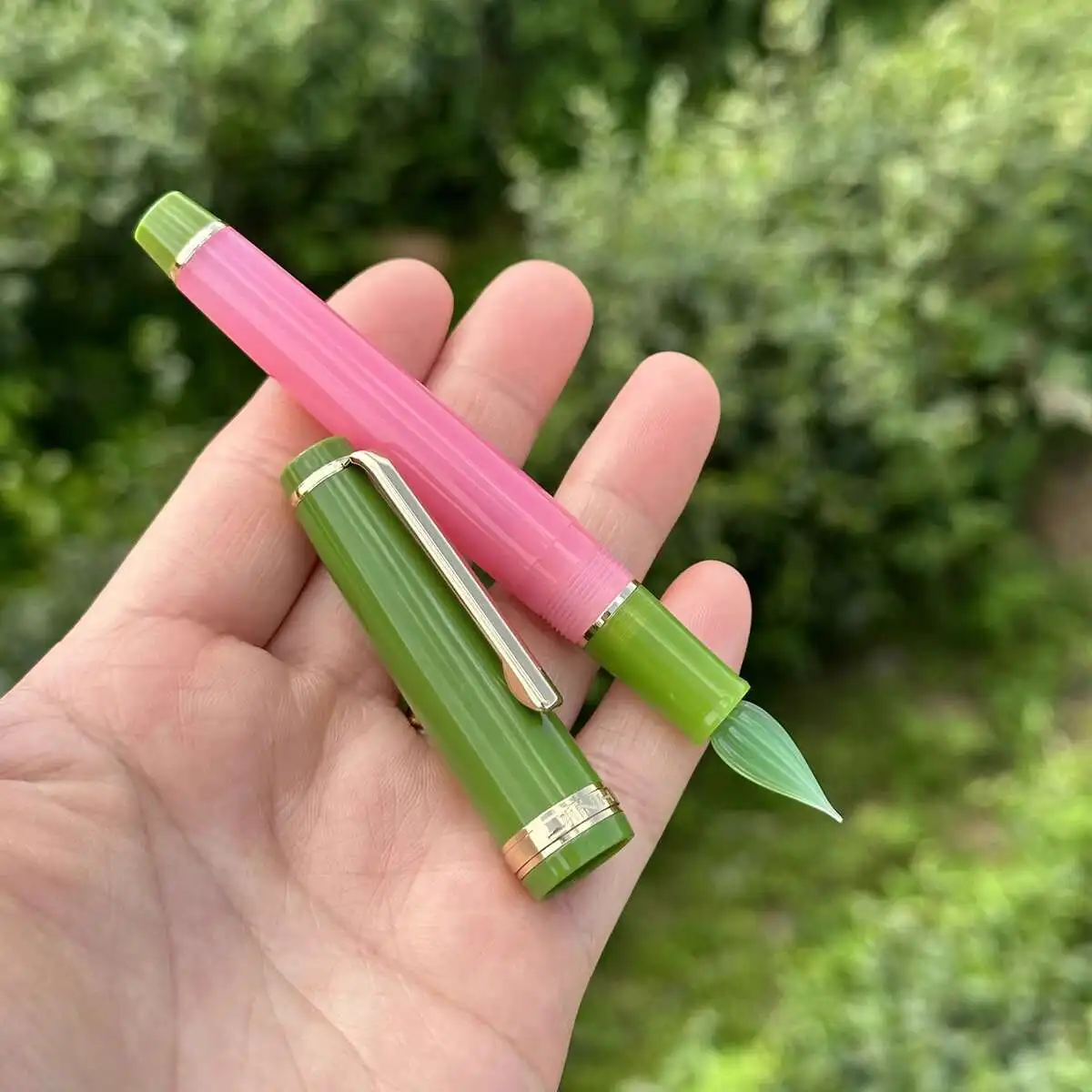 Jinhao 82 Lotus 미세하게 손으로 닦은 유리 팁 딥펜 0.5mm