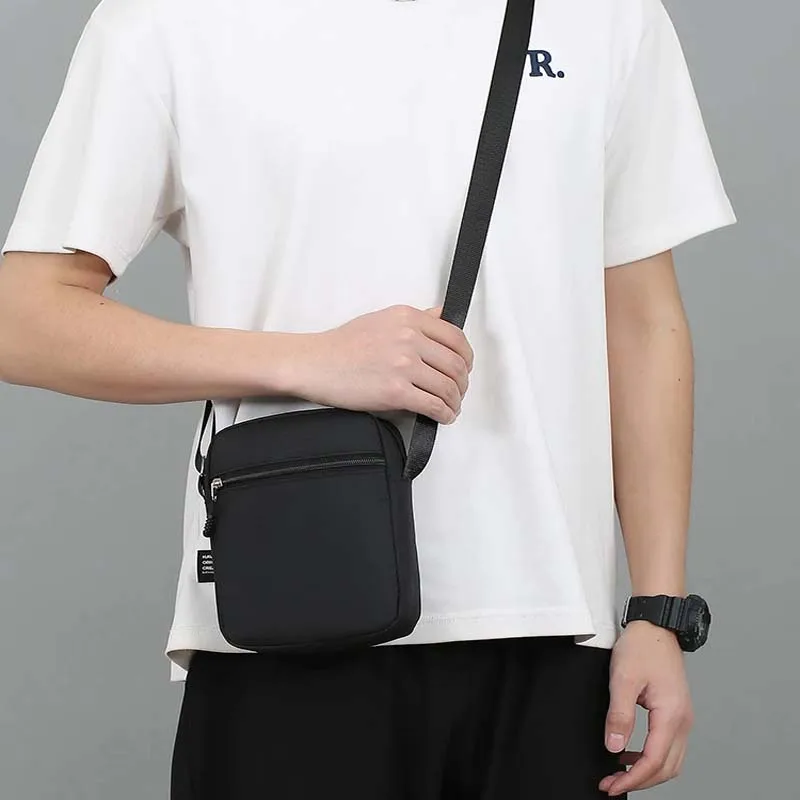 Simple Casual Mini Crossbody Bag Men Nylon Small Shoulder Bag For Men Oxford Black Messenger Side Sling Bag Husband Chest Bag