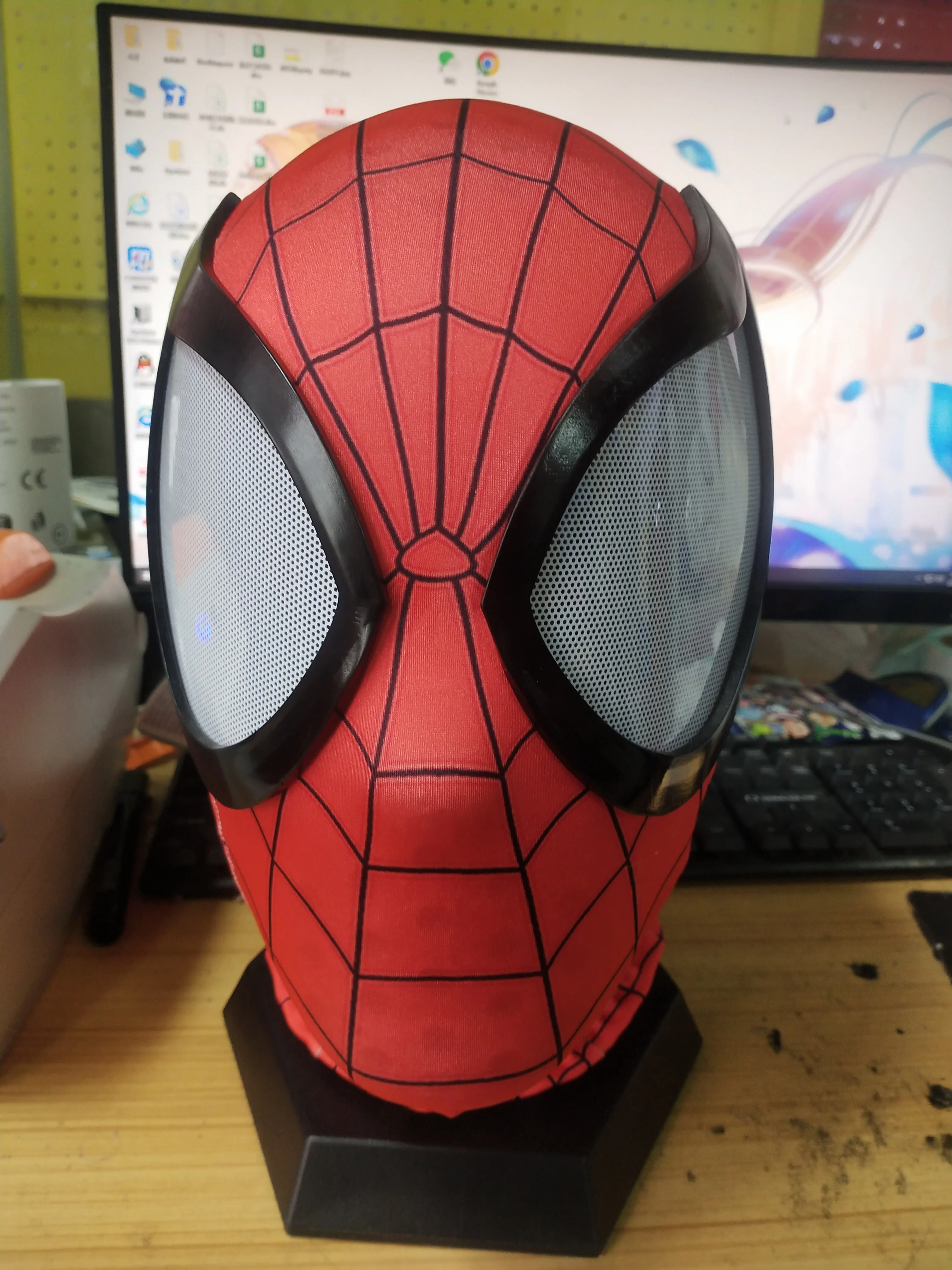 カスタマイズされた手作りの究極のスパイダーマンマスク 3D