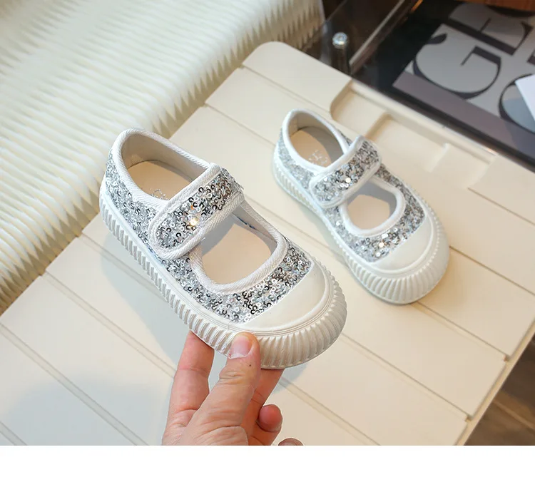 Sbc3193e010e349d895a1f05e296b8f56O.jpg?width=750&height=676&hash=1426