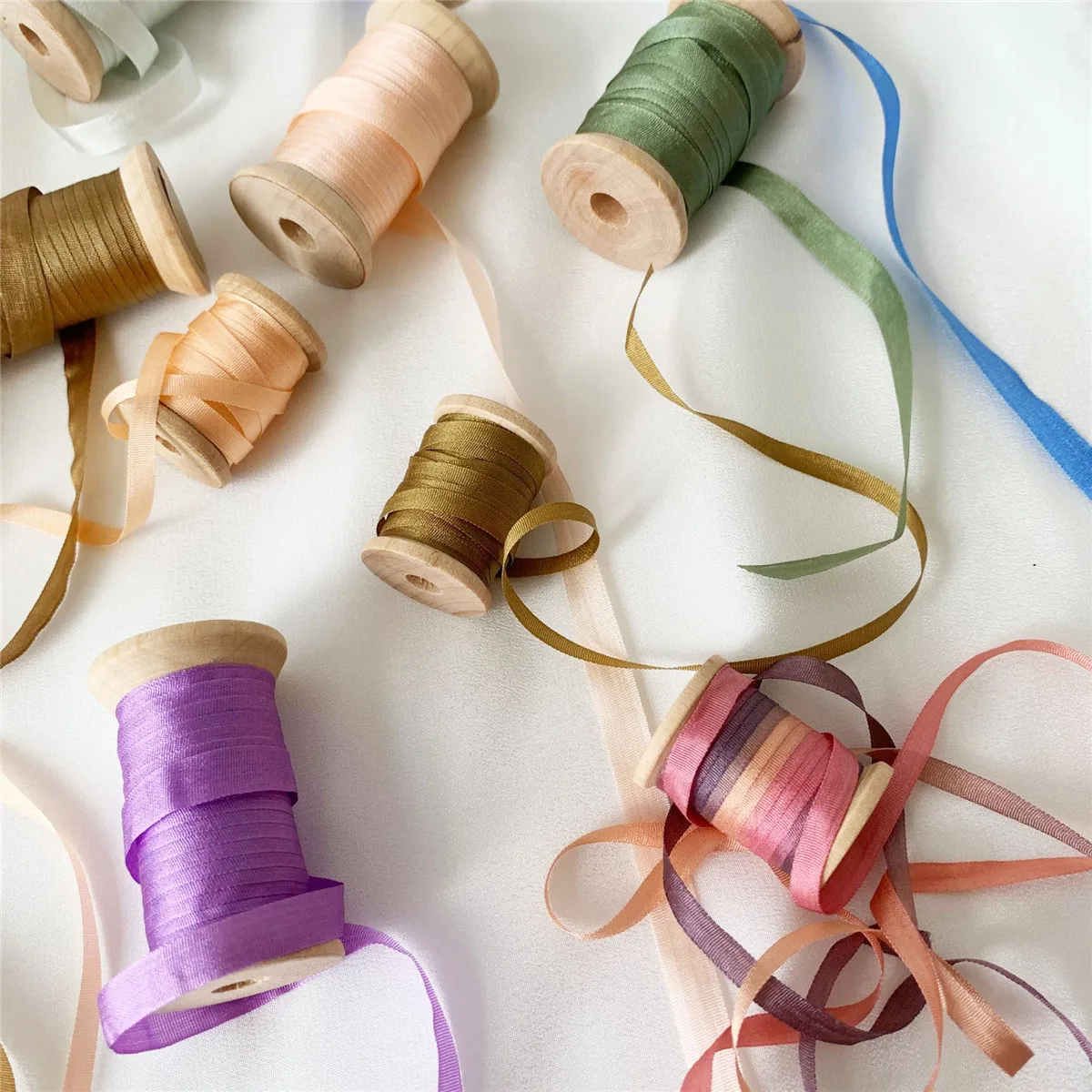 2MM 4MM 7MM Pure Mulberry Silk Embroidery Ribbons Handcraft Supply Double Faced Thin Taffeta Trim